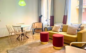Home4U Gran Via Luxury Granada
